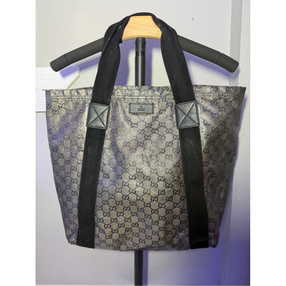 Gucci Monogram Tote Bag in Silver & Black (project)